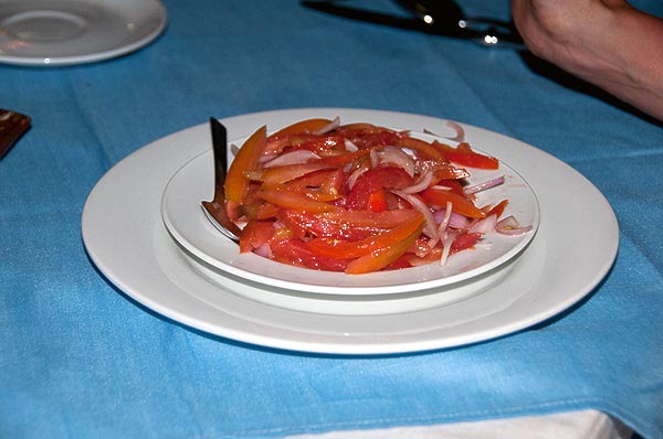 iz-pomidorov-salatik
