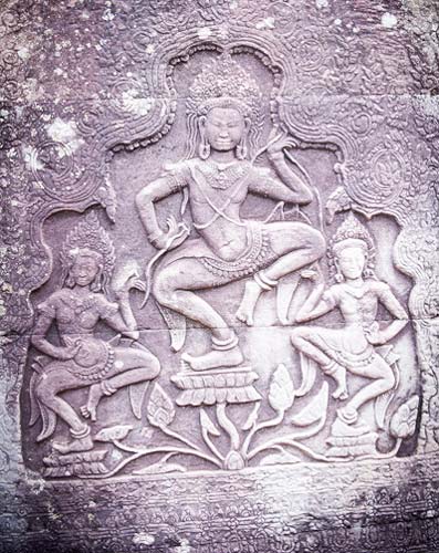 tancovshhicy-angkor-vat