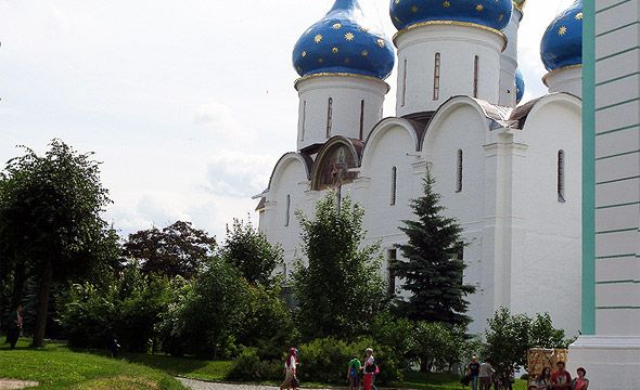 троицко-сергиев монастырь в наше время