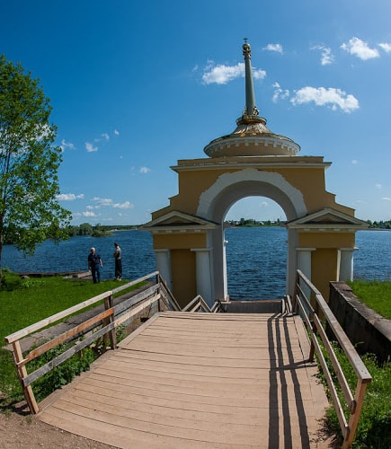 терраска архиерейской пристани