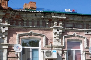 что такое сандрики в архитектуре. Смотреть фото что такое сандрики в архитектуре. Смотреть картинку что такое сандрики в архитектуре. Картинка про что такое сандрики в архитектуре. Фото что такое сандрики в архитектуре