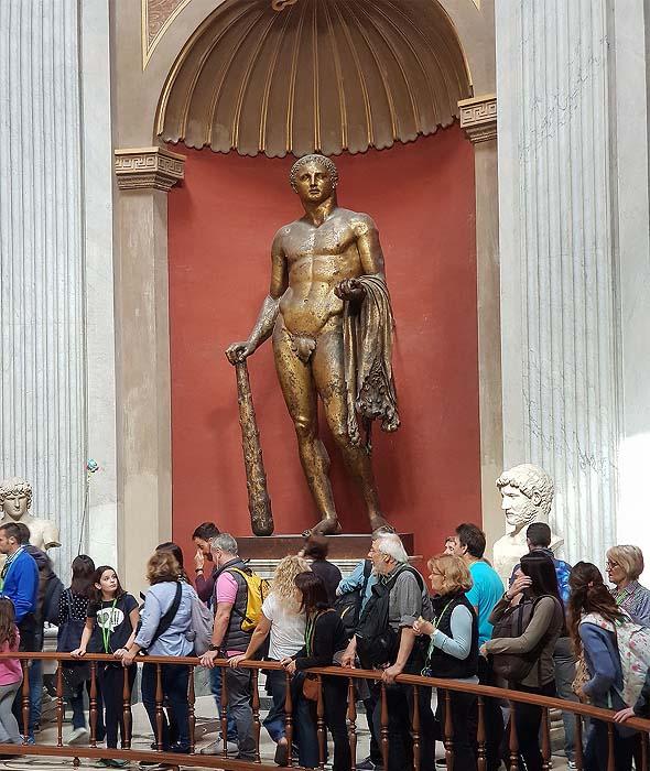 музеи ватикана позолоченная статуя геркулеса