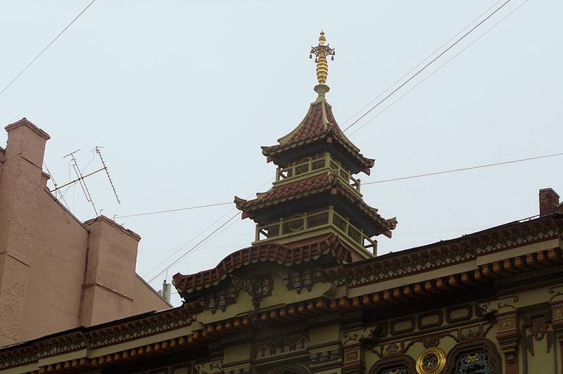 башенка пагода китайского дома на мясницкой в москве