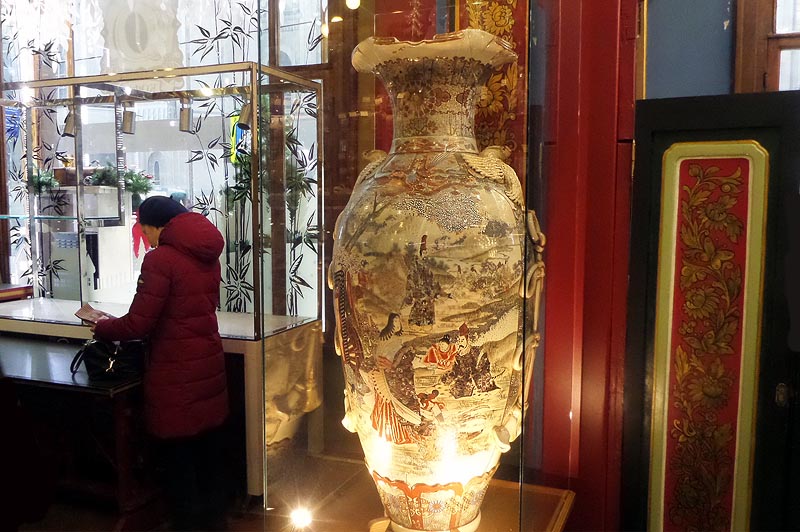 напольные фарфоровые китайские вазы магазин перлова в москве 