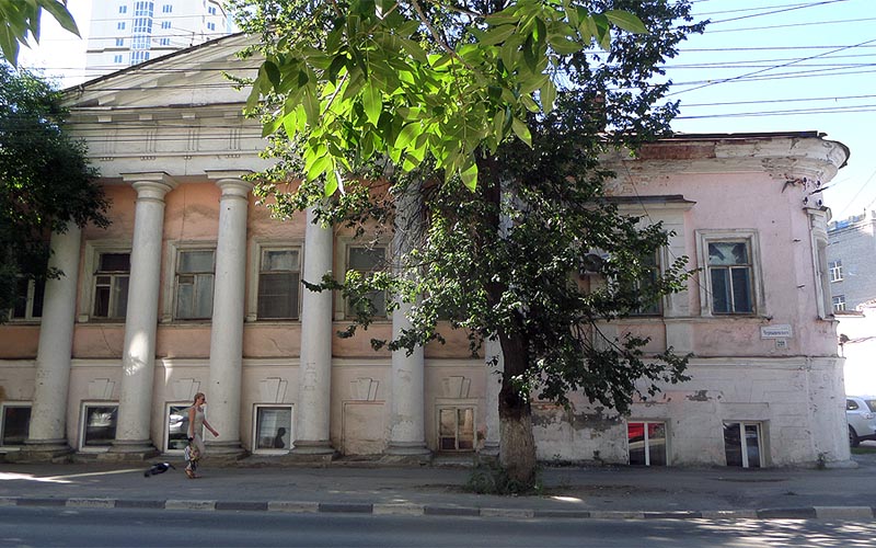 особняк тюльпина на улице Чернышевского в саратове